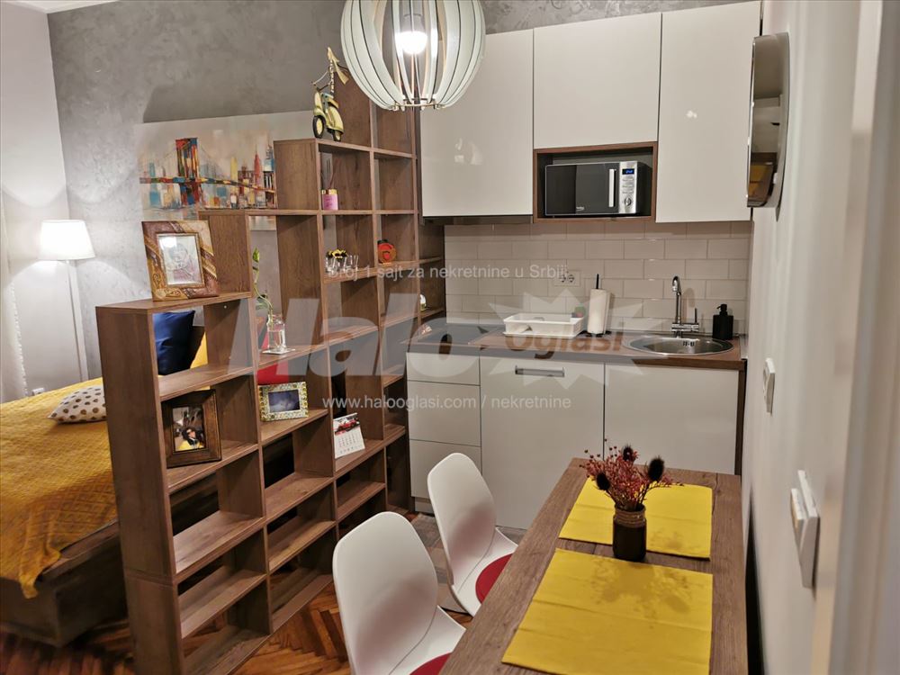 Prelepa LUX garsonjera na Vračaru! — 10