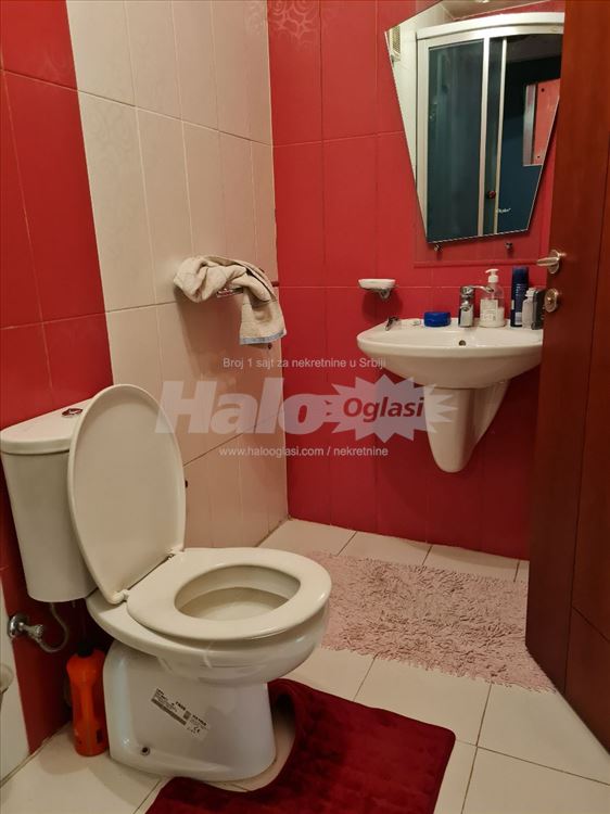 Prelepa porodicna kuca Cerak, prodaja - iznajmljiv — 12