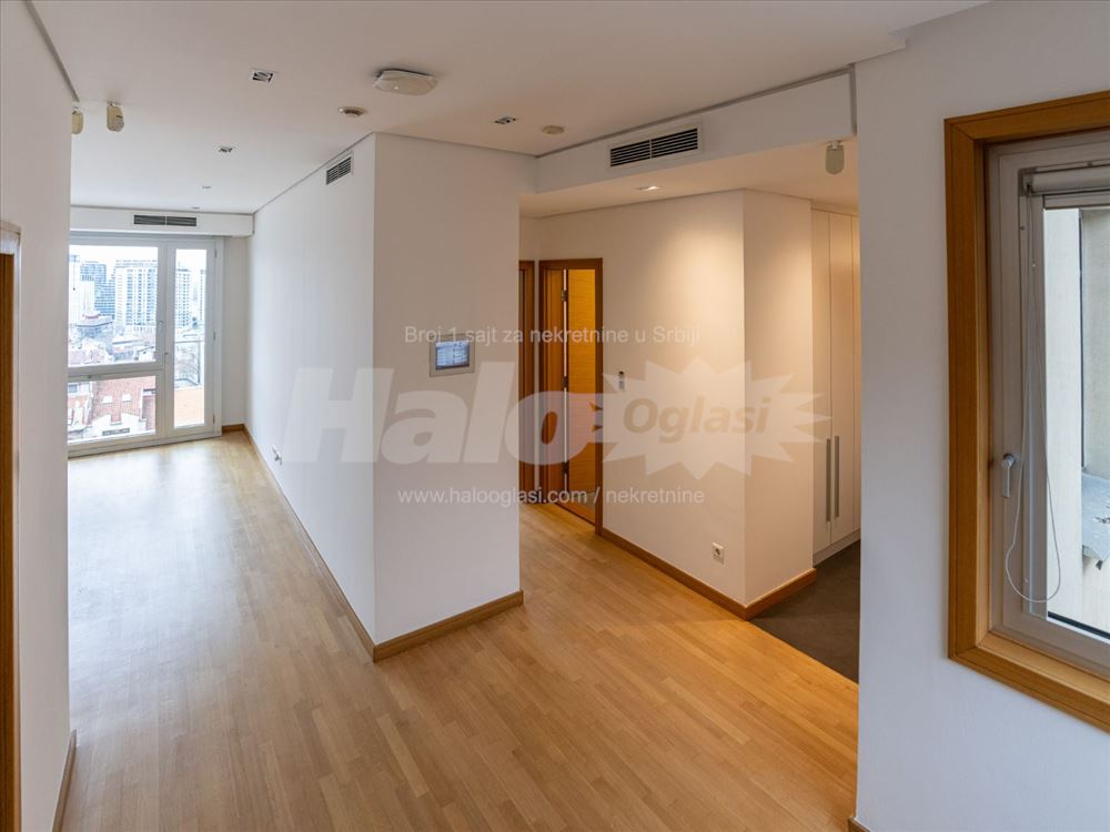 Premium kancelarijski prostor u b2 zgradi, 65,42m2 — 2