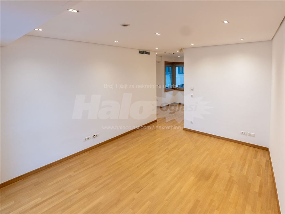 Premium kancelarijski prostor u b2 zgradi, 65,42m2 — 3