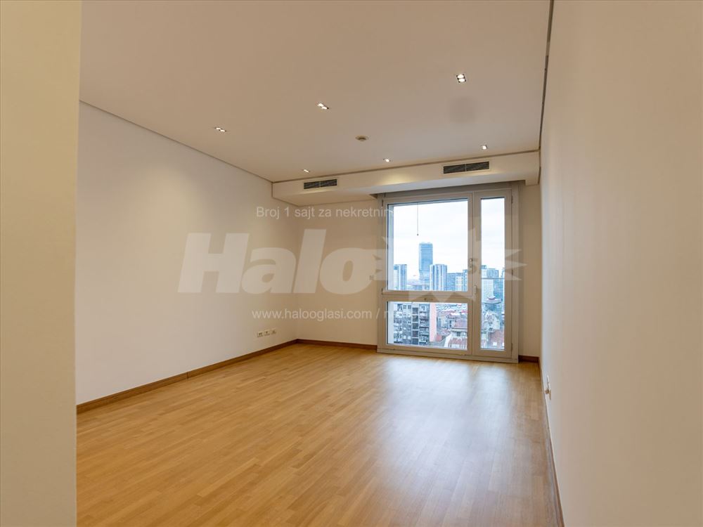 Premium kancelarijski prostor u b2 zgradi, 65,42m2 — 4
