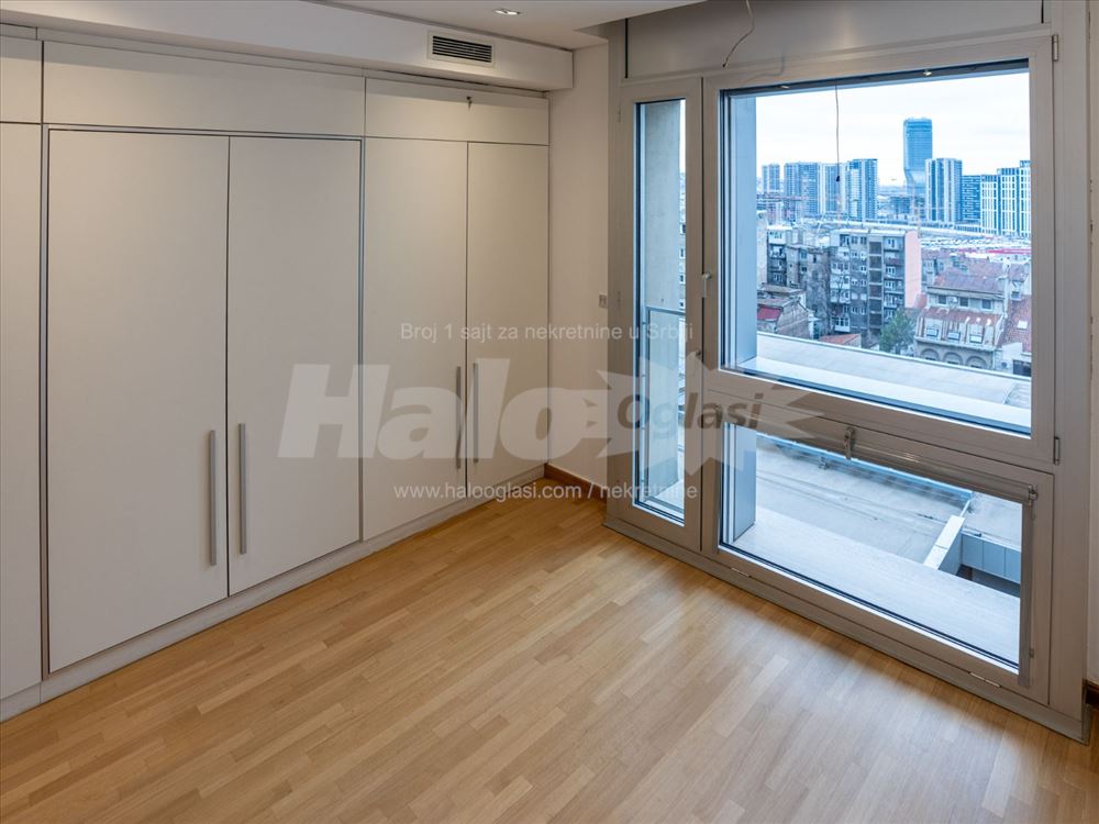 Premium kancelarijski prostor u b2 zgradi, 65,42m2 — 7