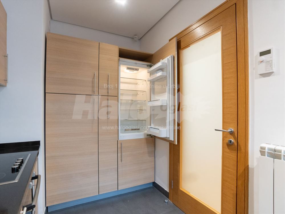 Premium kancelarijski prostor u b2 zgradi, 65,42m2 — 9