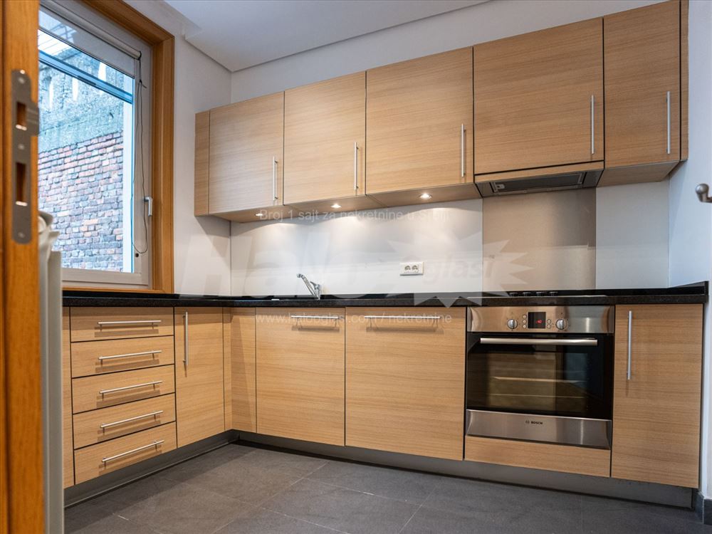 Premium kancelarijski prostor u b2 zgradi, 65,42m2 — 10