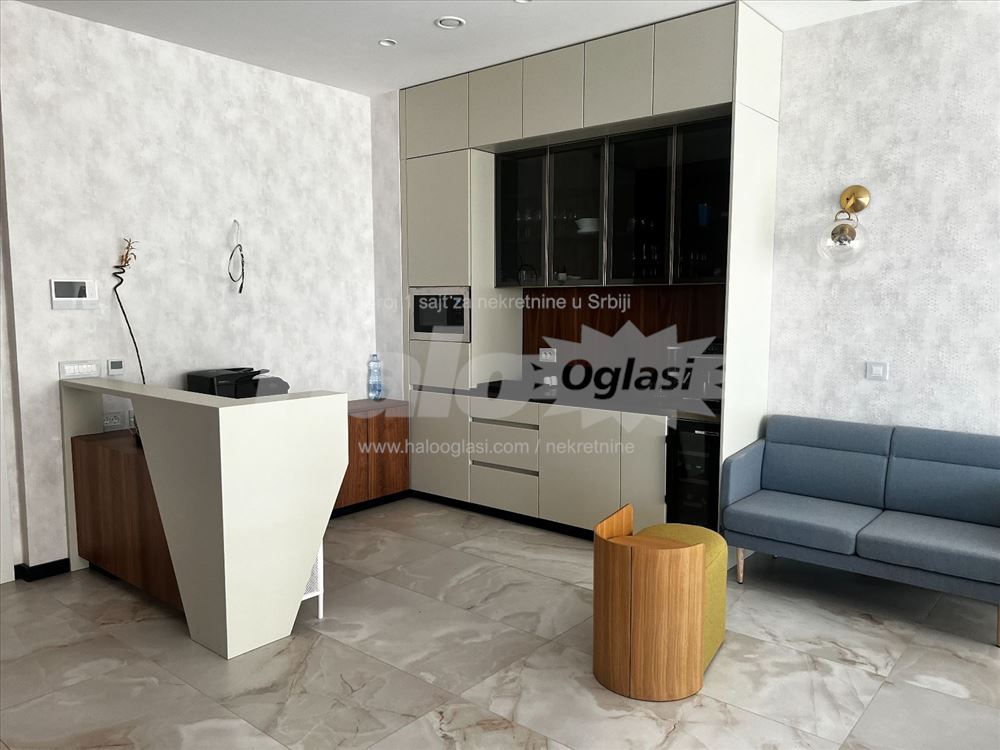 Premium poslovni prostor sa pogledom na ceo grad — 7