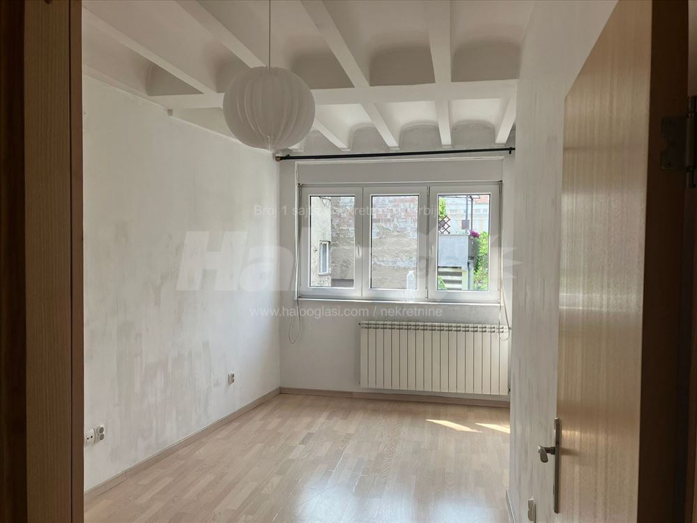 City center, 2 block from KNEZ, 2 terraces, 68m² — 12