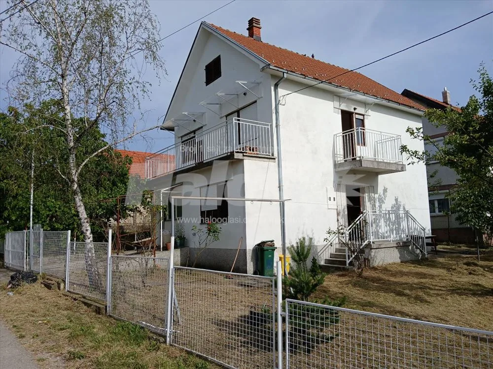 Prodaja Kuća sa dvorištem Meljak Barajevo — 3