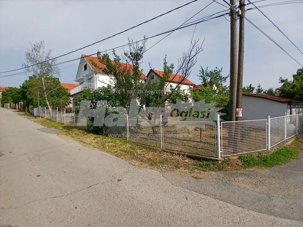 Prodaja Kuća sa dvorištem Meljak Barajevo — 4