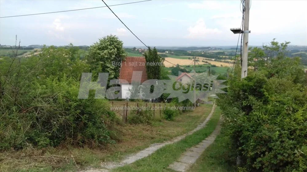 Prodaja kuce-Drazevac — 2