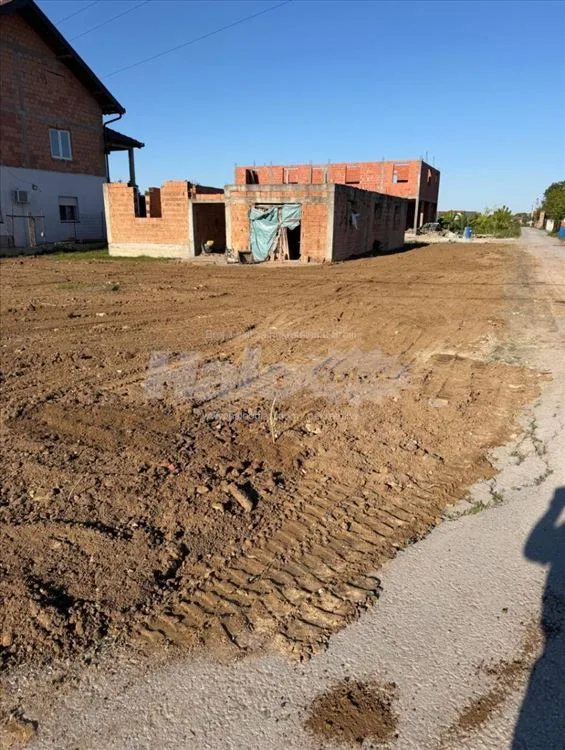 Prodaja kuće u izgradnji i placa u Ovči — 6