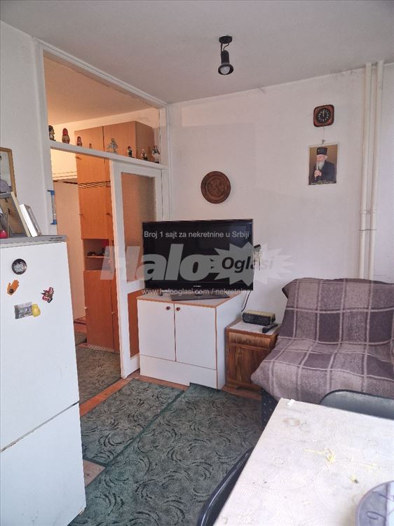 Prodaja stan, Naselje Save Kovacevica, Zemun — 12