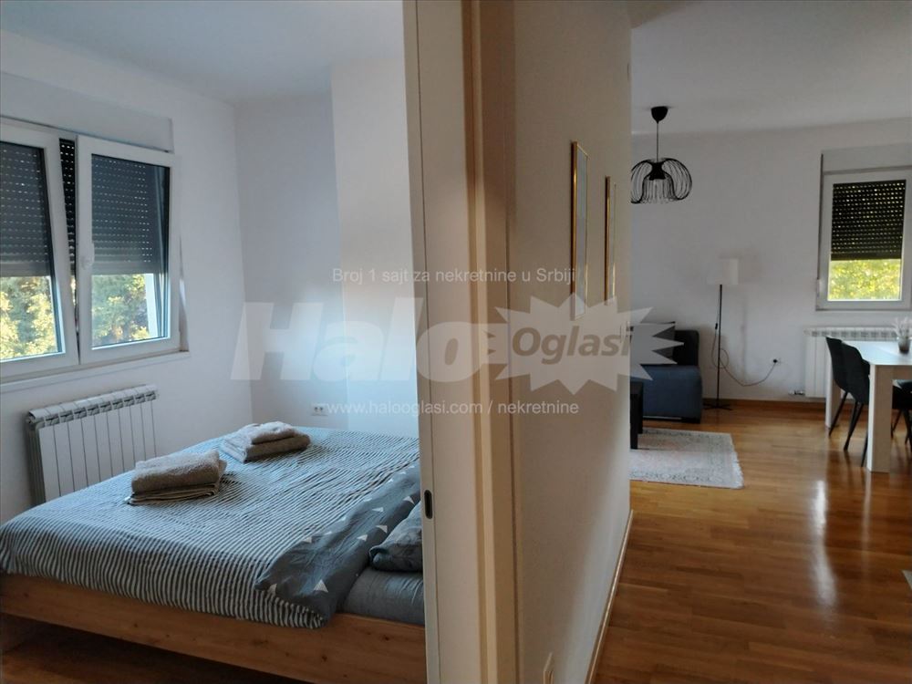 Prodaja - stan u Radoja Dakića 31 - Zemun — 11