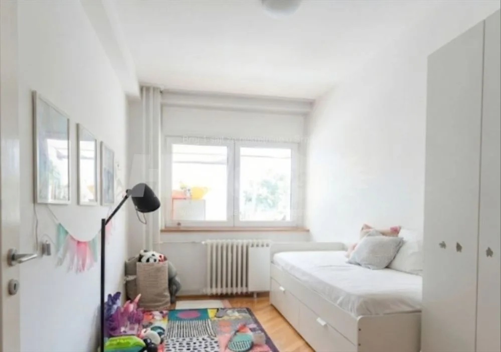 PRODAJA STANA – 58 m² + Zastakljena terasa 8 m² | — 4