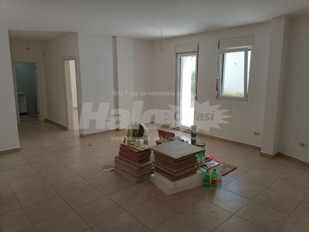 Prodaja stana 73m2 + dvoriste 31m2, 2.5, Vozdovac — 4