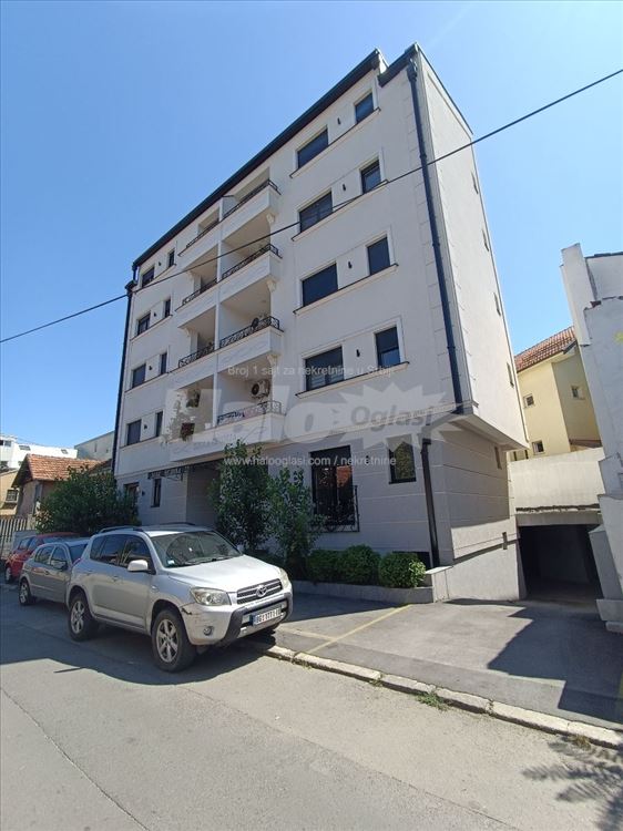Prodaja stana 73m2 + dvoriste 31m2, 2.5, Vozdovac — 13