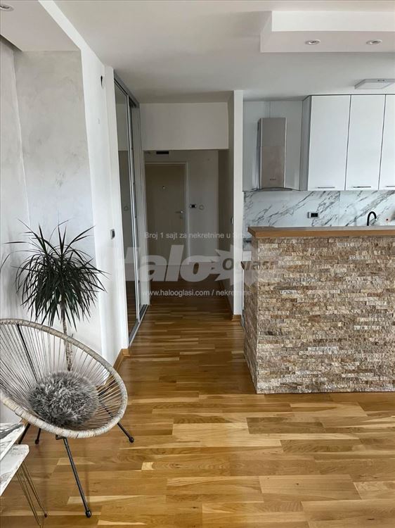 Prodaja stana blok 71, renoviran,namešten, 80m2 — 4