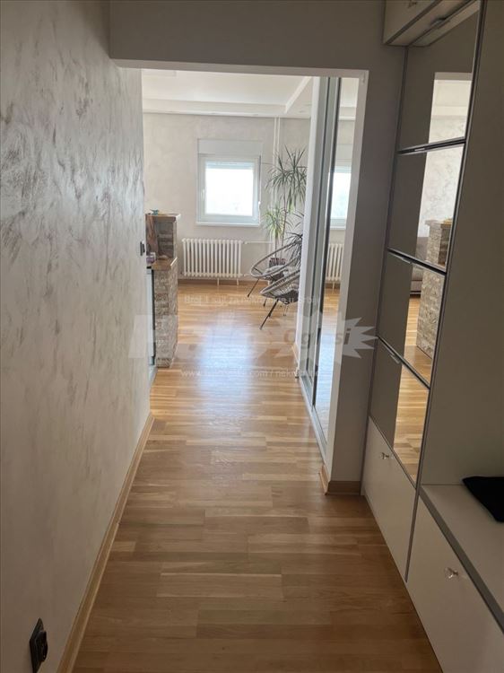 Prodaja stana blok 71, renoviran,namešten, 80m2 — 5