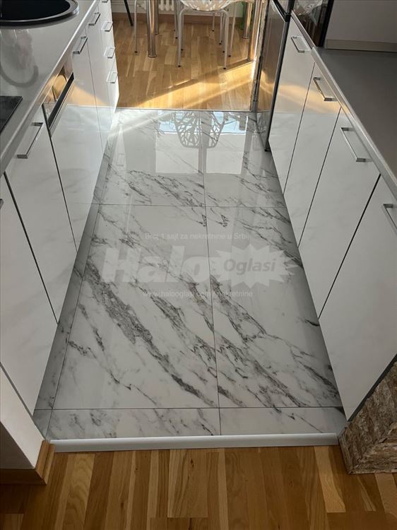 Prodaja stana blok 71, renoviran,namešten, 80m2 — 13