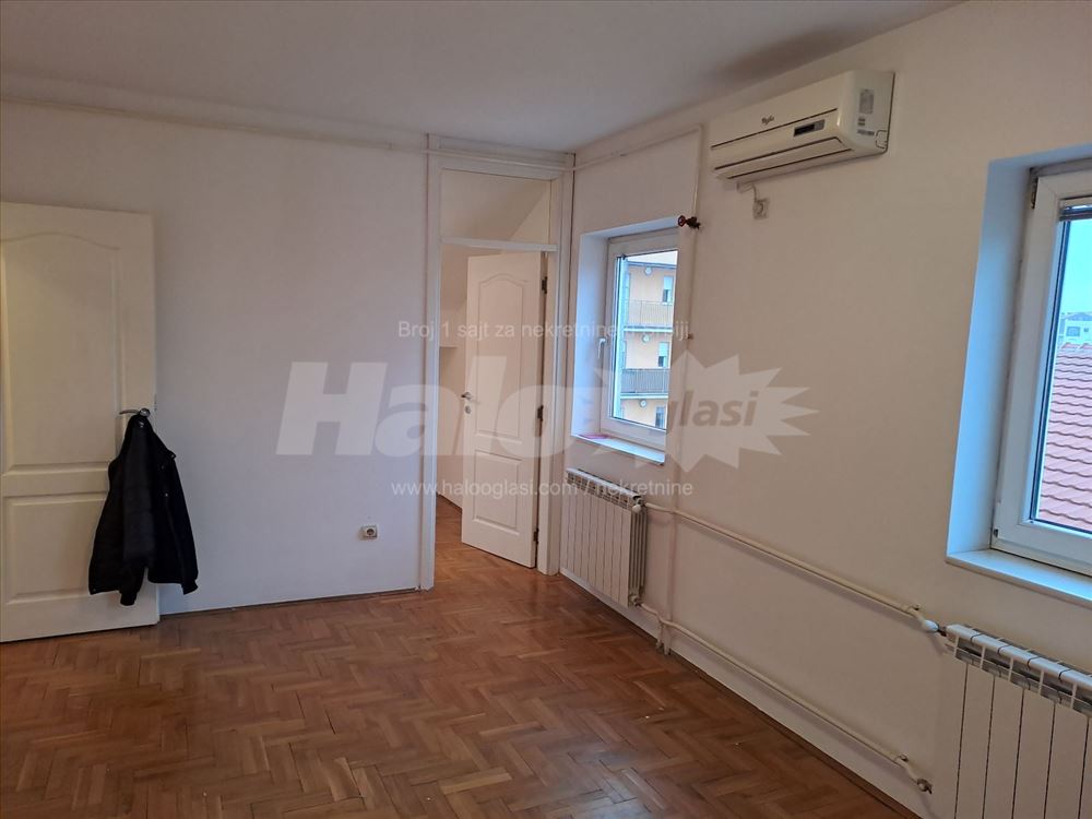 Prodaja stana Cerak 50m2 — 3