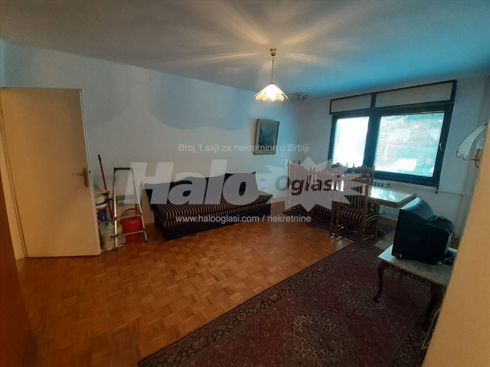 Prodaja stana Nikole Vucete — 2