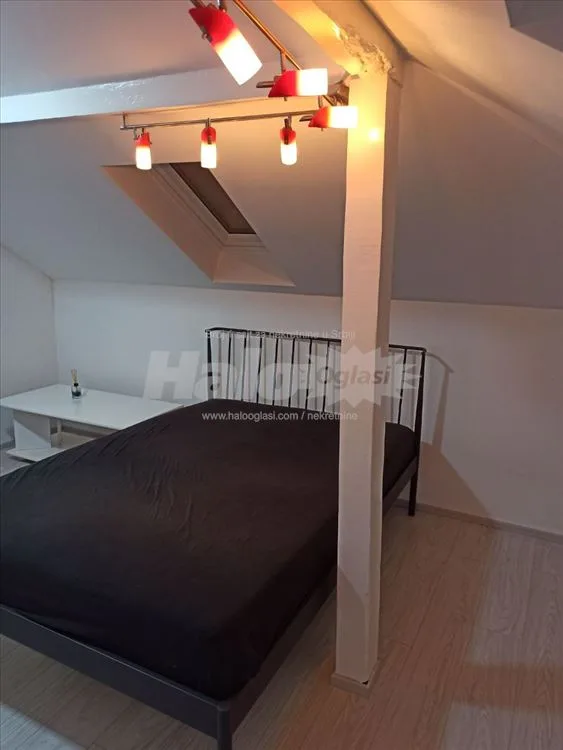 Prodaja stana u centru grada, 40 m² — 10