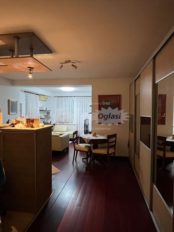 Prodaja uknjizenog stana, 57m2, Zemun, C. Dušana — 9
