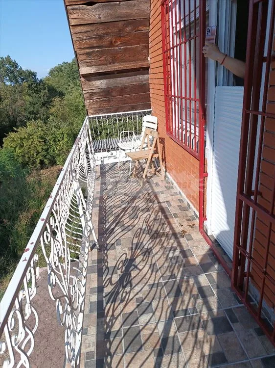 Prodaje se kuća blizu centra Vrčina. — 6