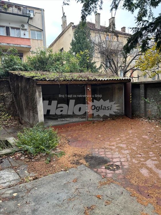 Prodaje se kuća, Profesorka kolonija Đušina ulica — 5