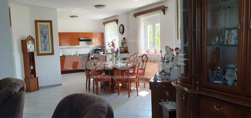 Prodaje se kuća u Obrenovcu — 12