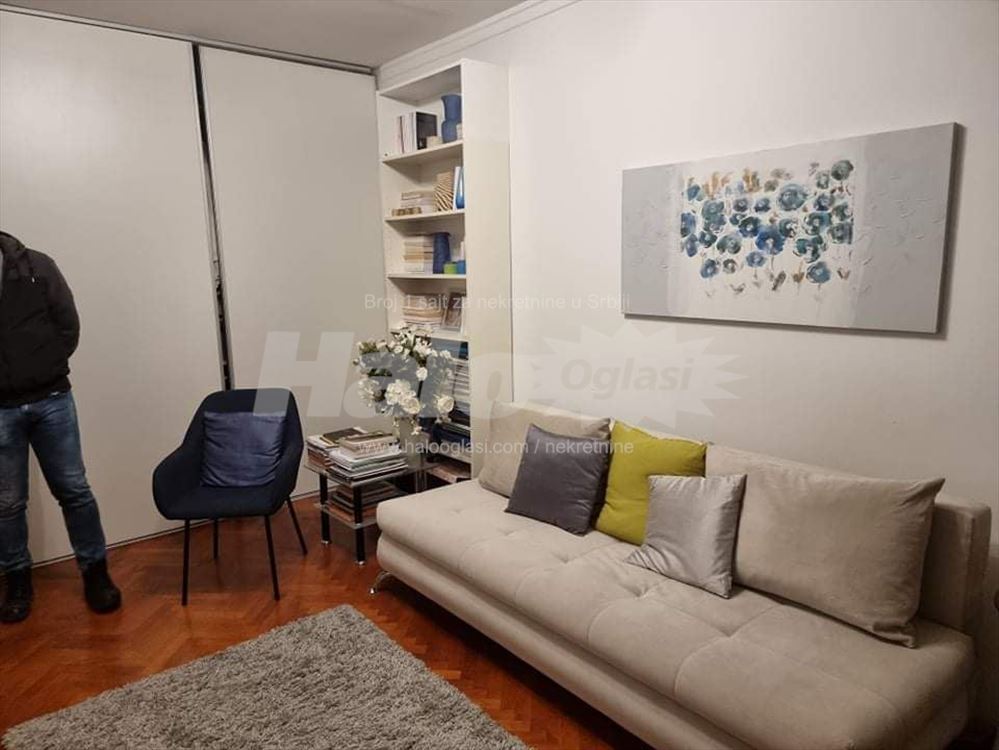 Prodaje se stan od 40m2 na Karaburmi — 3
