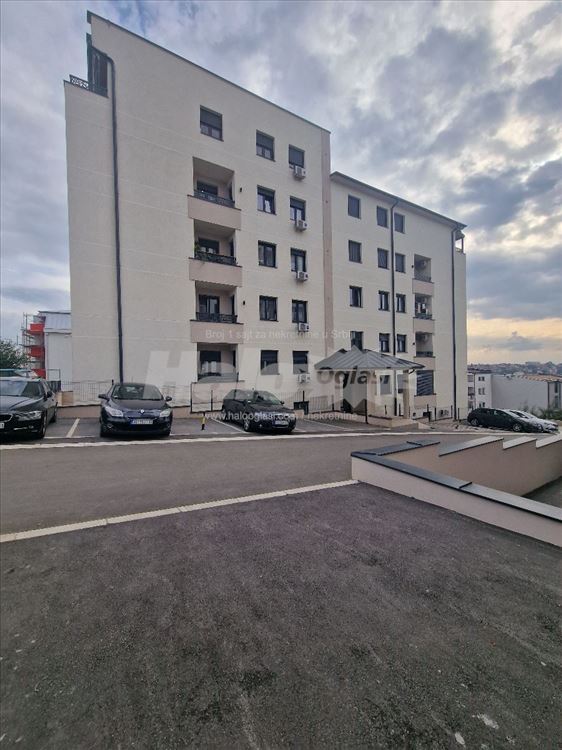 Prodajem dva stana u Mirijevu — 2