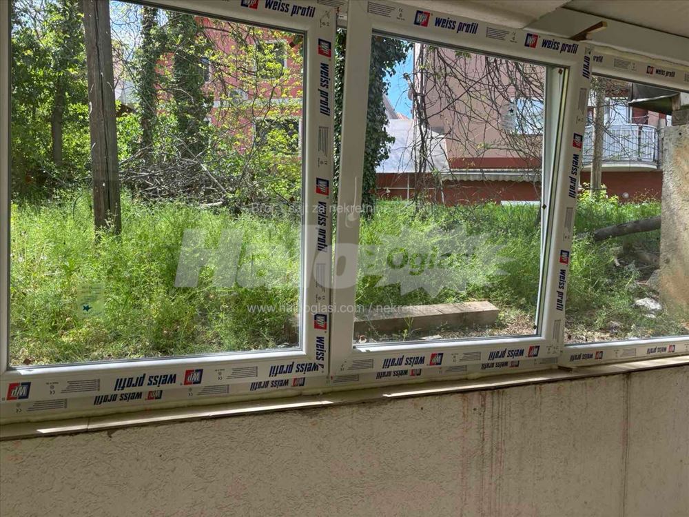 Prodajem dvoiposoban stan u Mirijevu — 11