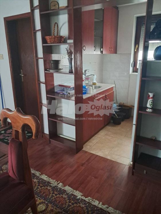 Prodajem kucu u Batajnici — 3