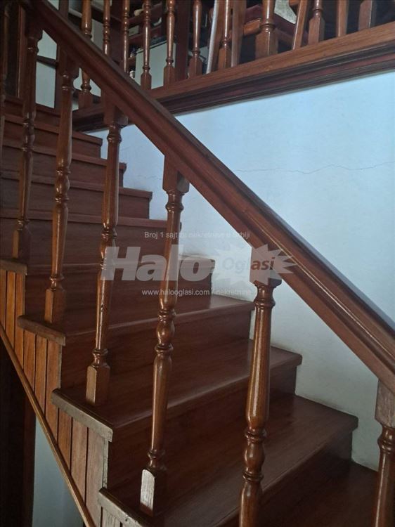 Prodajem kucu u Batajnici — 4