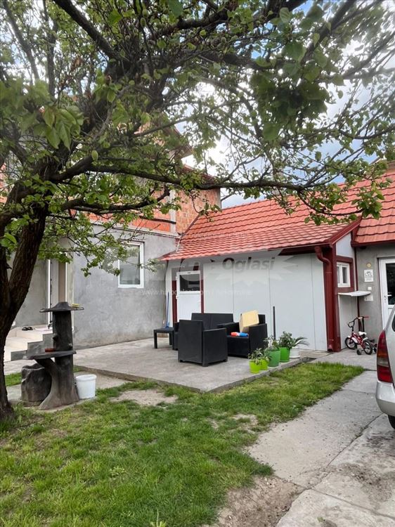Prodajem kucu u Batajnici u lepom kraju — 4