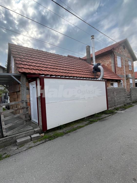 Prodajem kucu u Batajnici u lepom kraju — 6