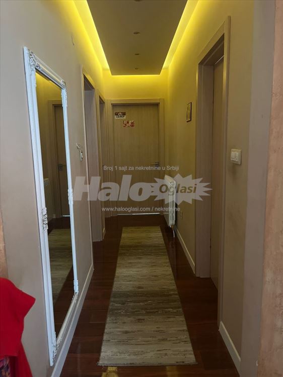 Prodajem kucu u Batajnici u lepom kraju — 11