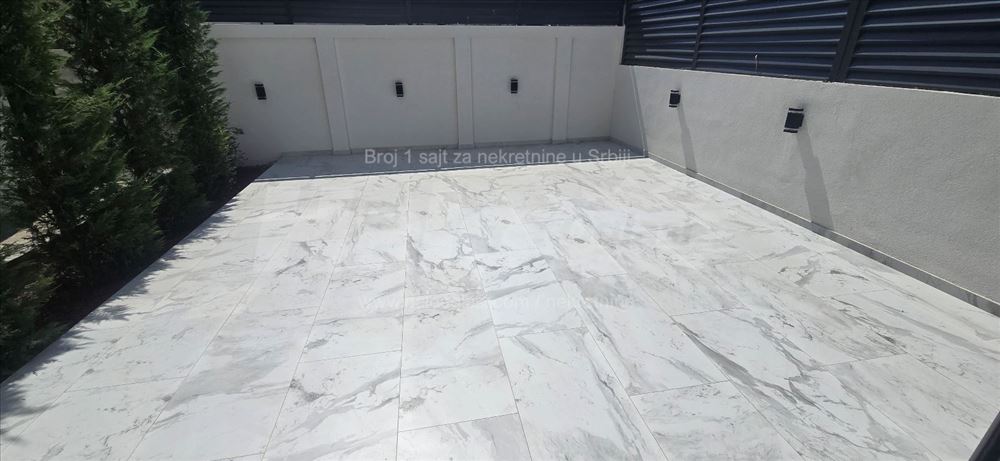 Prodajem kuću na Altini — 12
