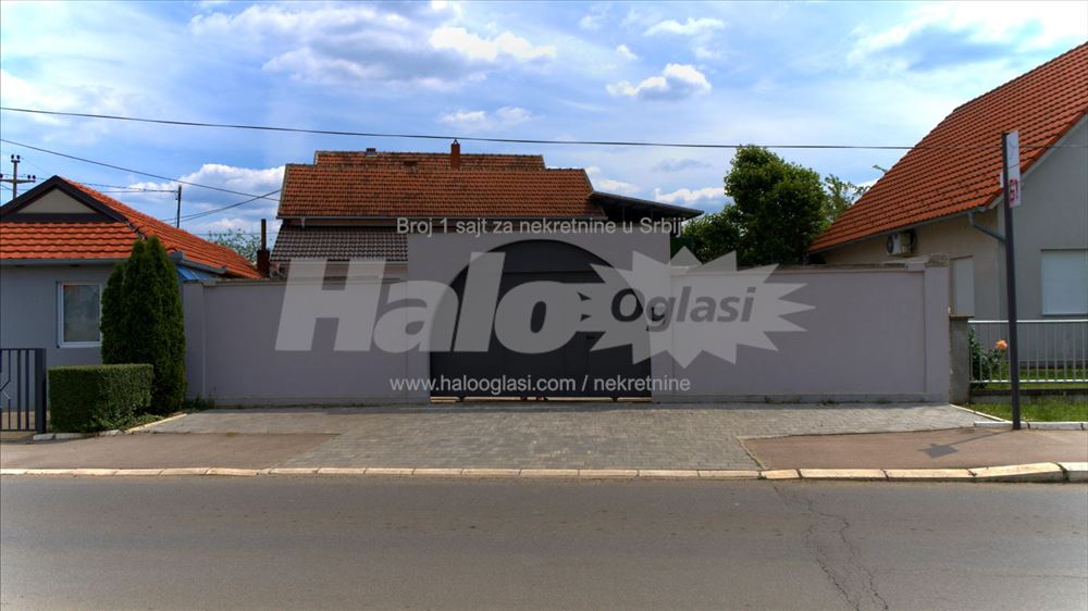 Prodajem kuću u Batajnici — 3