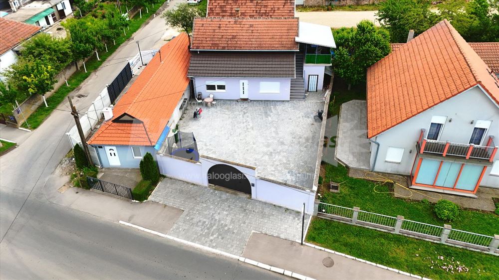 Prodajem kuću u Batajnici — 6
