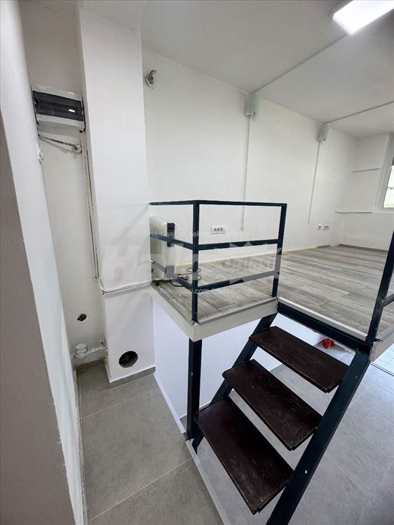 Prodajem lokal Prvomajska Zemun — 5