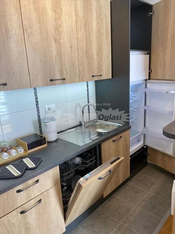 Hitna prodaja namesten stan 57m2 -Ledine — 8