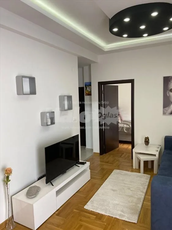 Prodajem lux namešten stan 57m2 — 3