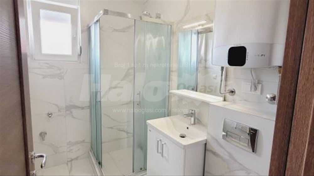 Prodajem Lux stan 58 m2 u Batajnici — 9