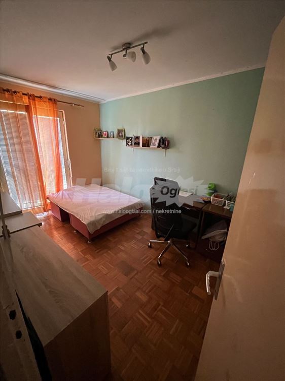 Prodajem stan 71,58m2 Vlasnik — 7