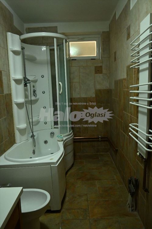Prodajem stan od 90 m2 na Zvezdari — 11
