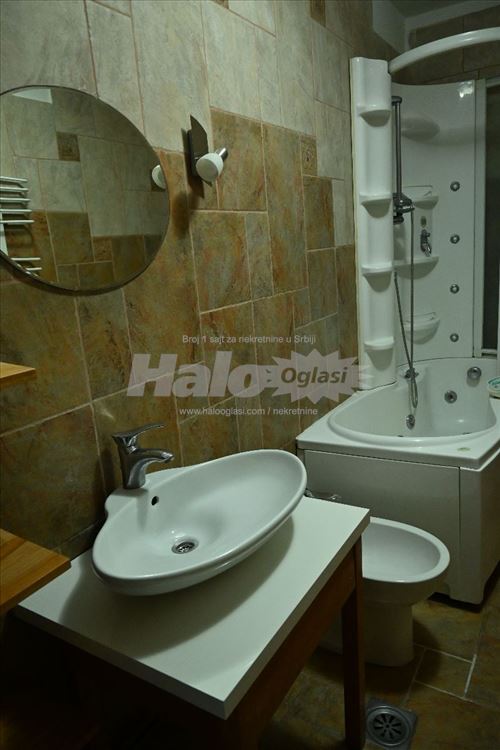Prodajem stan od 90 m2 na Zvezdari — 12