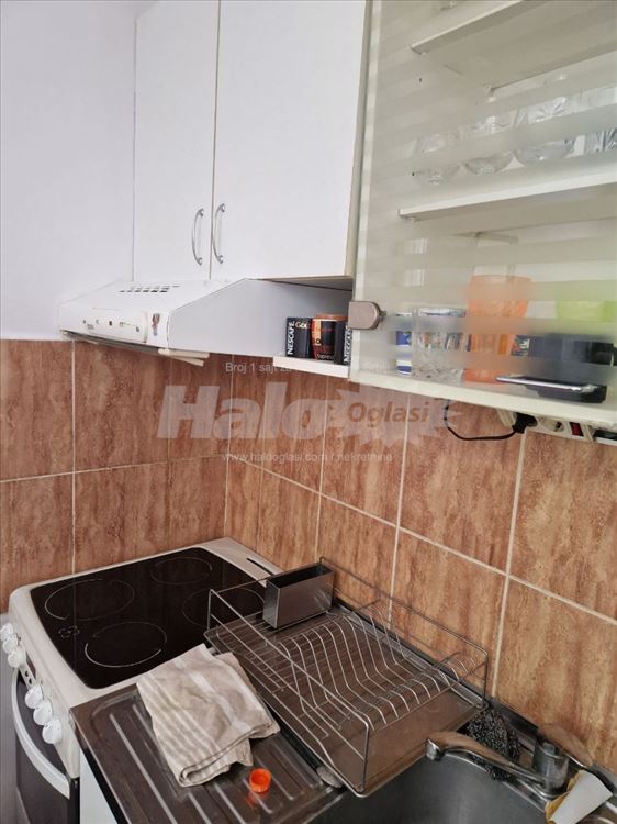 Prodajem stan u Mirijevu, Ružice Sokić 14, koja se — 6