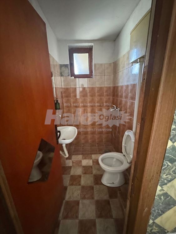 Prodajem stan u prizemlju kuće-Zemun — 5