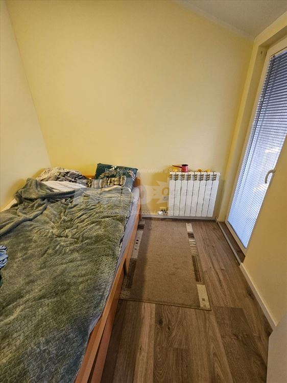 Prodajem stan u Zelezniku komplet sredjen vlasnik — 12